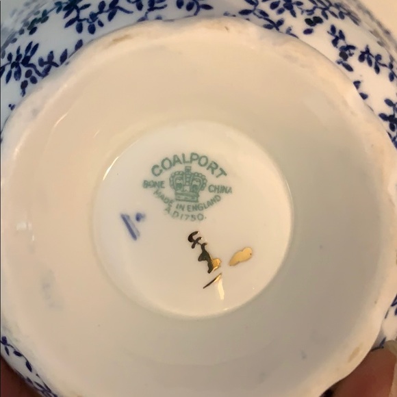 Vintage Coalport tea cup and saucer - Picture 9 of 11